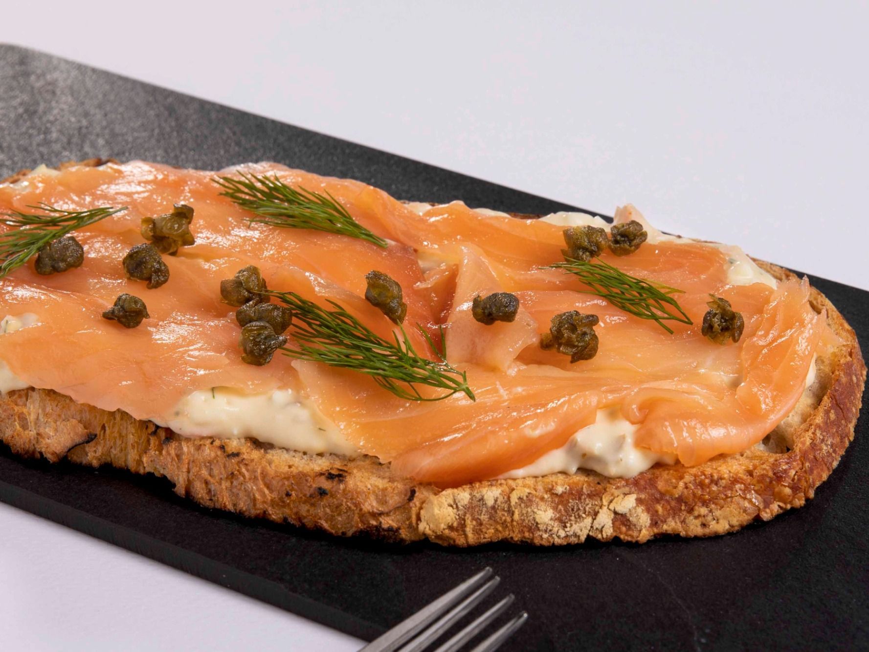 Salmon toast