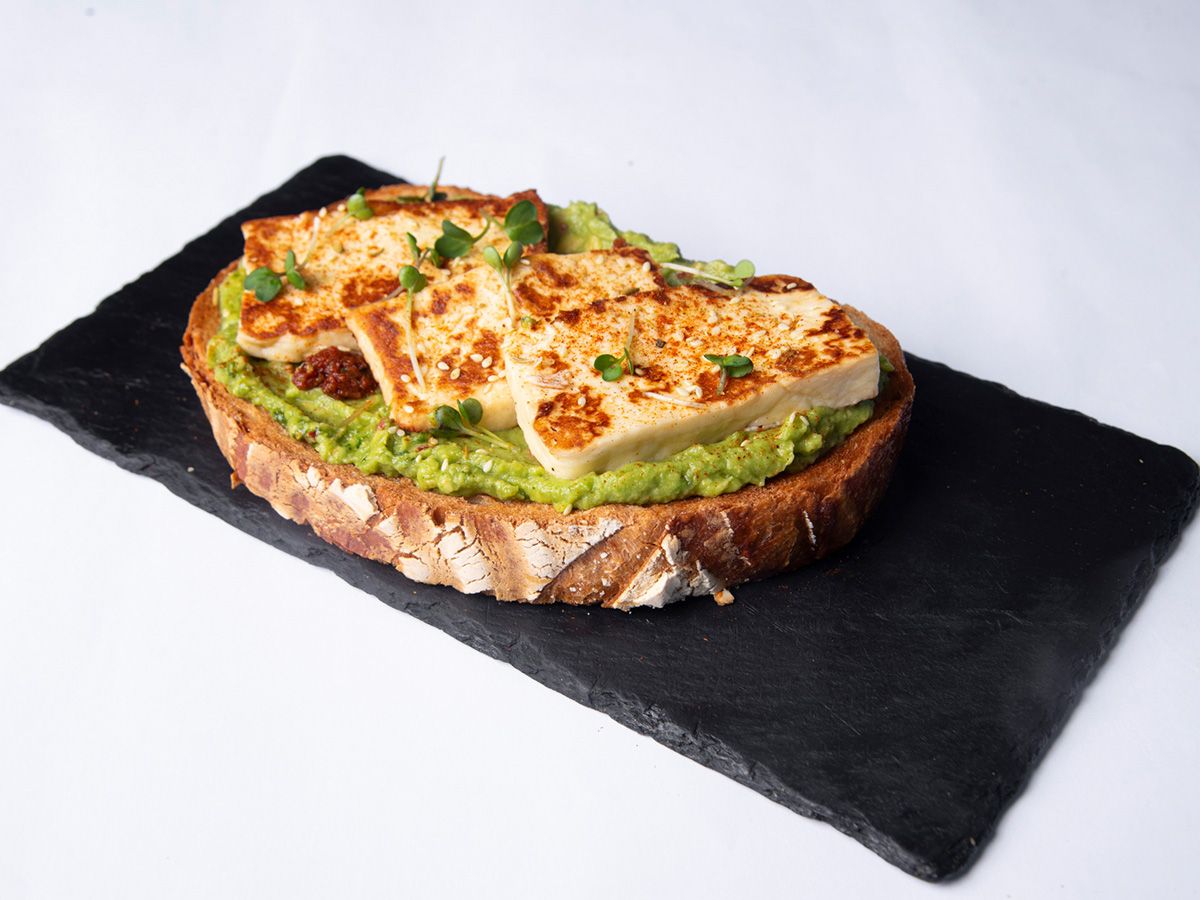 Avcado & Hallomi Toast